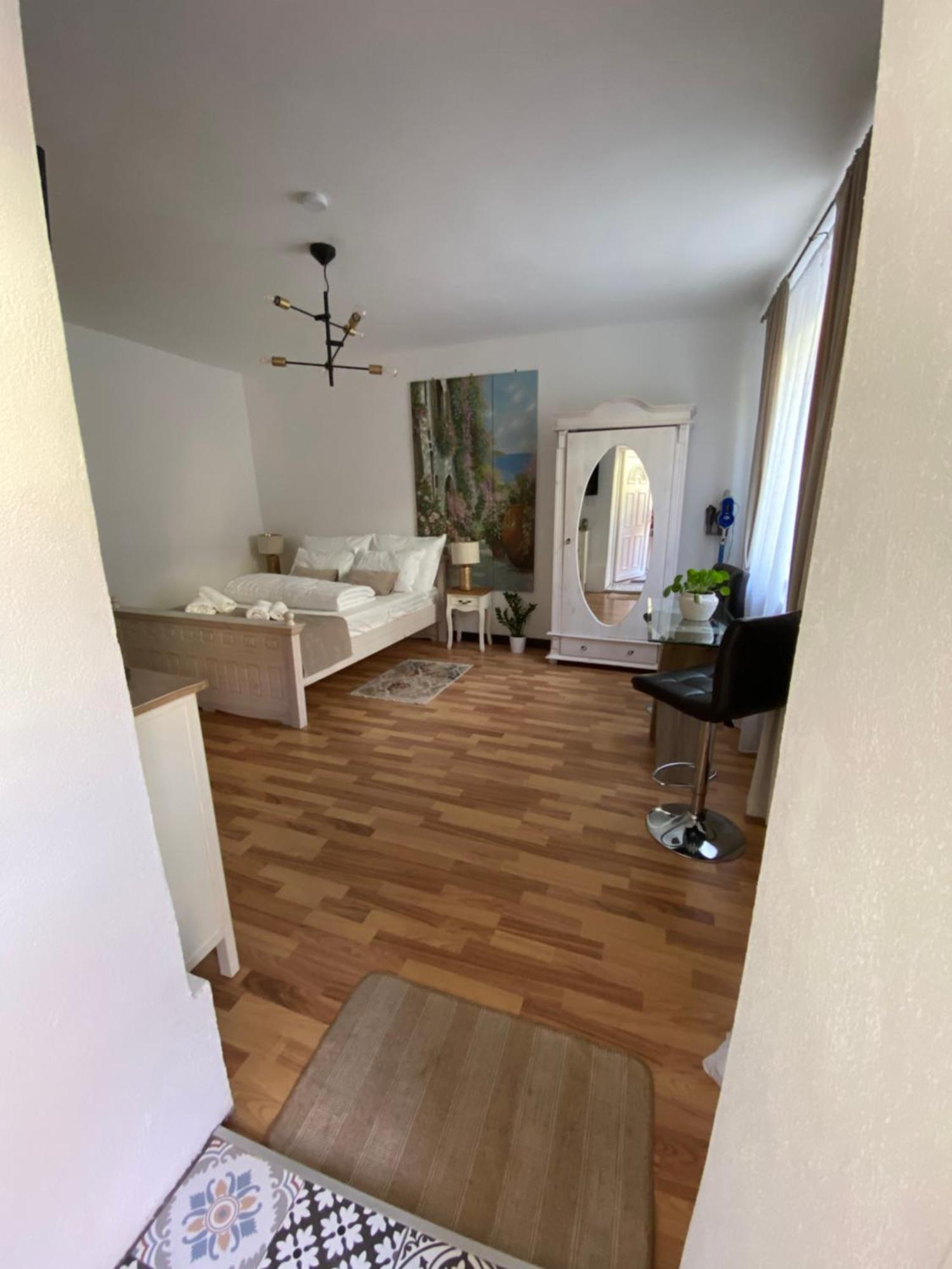 Charming Apartament Nagyszeben Kültér fotó